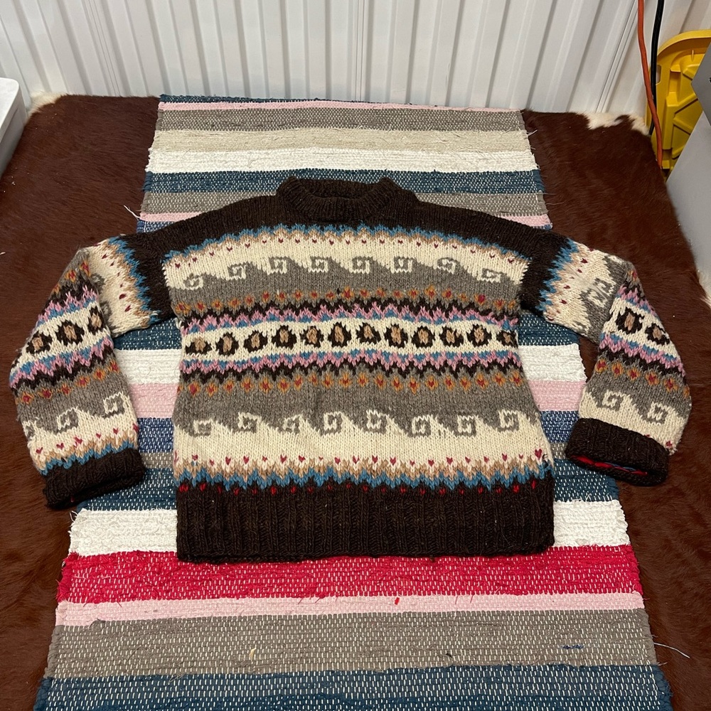 Vintage Wool Sweater Fair Isle Geometric Pattern fits Womens size Large/XL